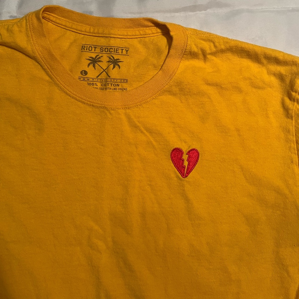 Riot Society graphic tee